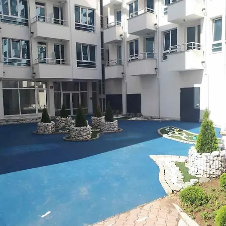 Bijou Apartment *